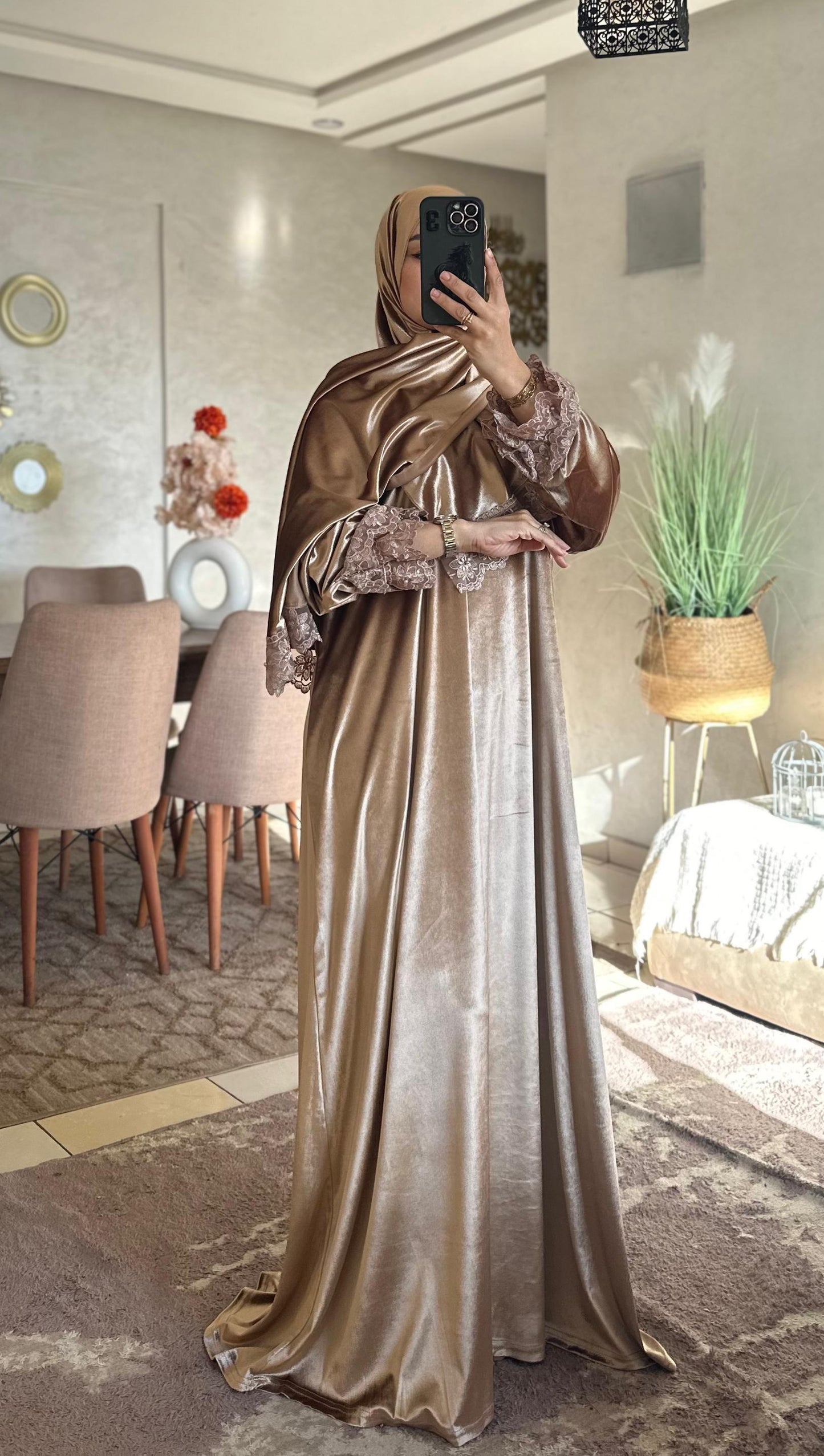 Abaya Sultana
