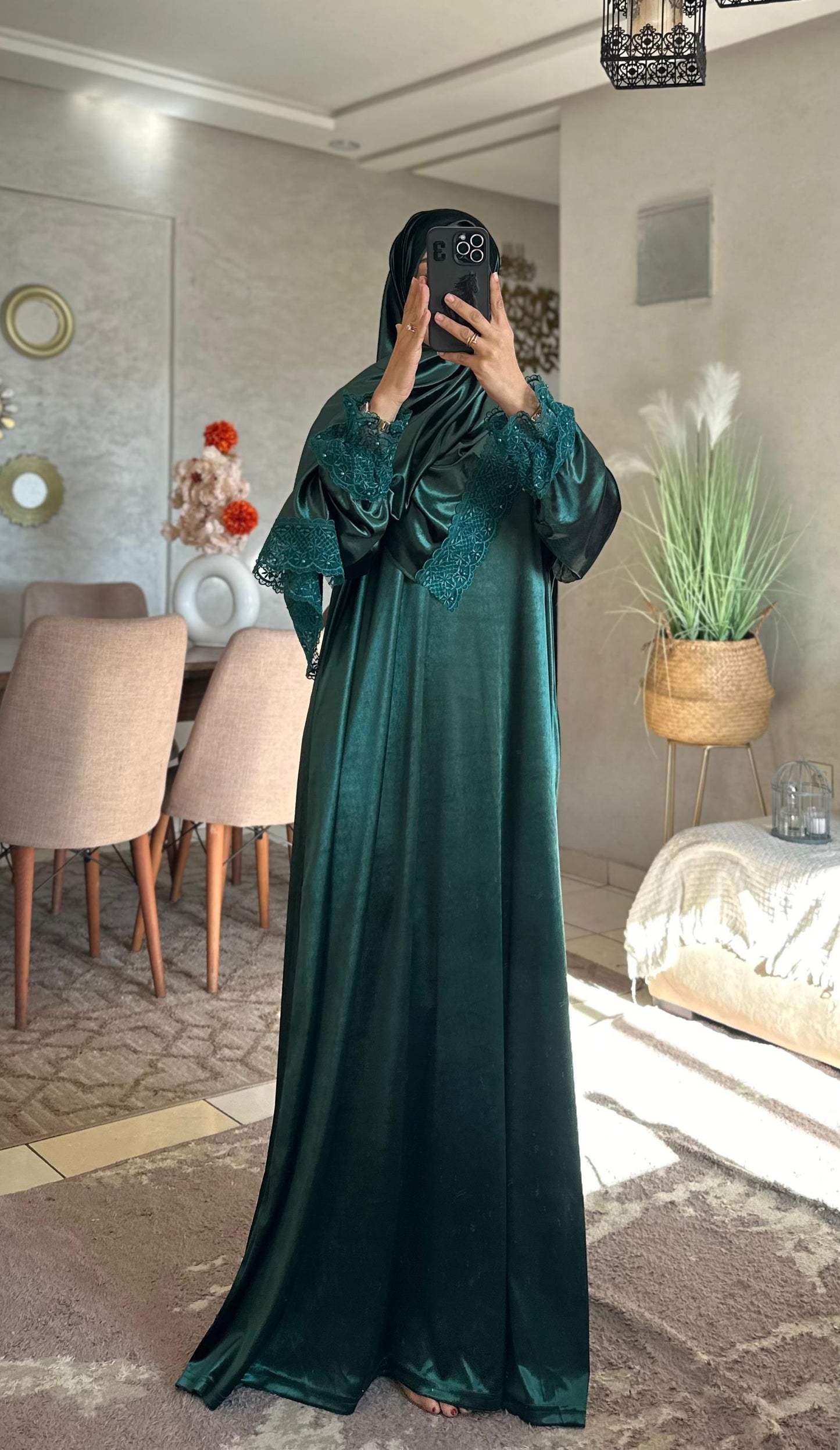 Abaya Sultana
