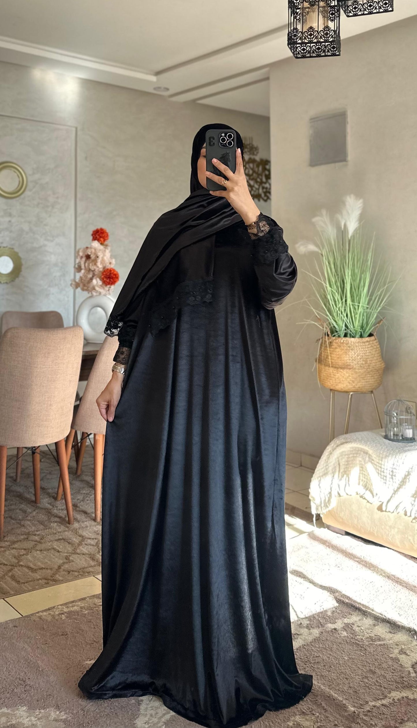 Abaya Sultana
