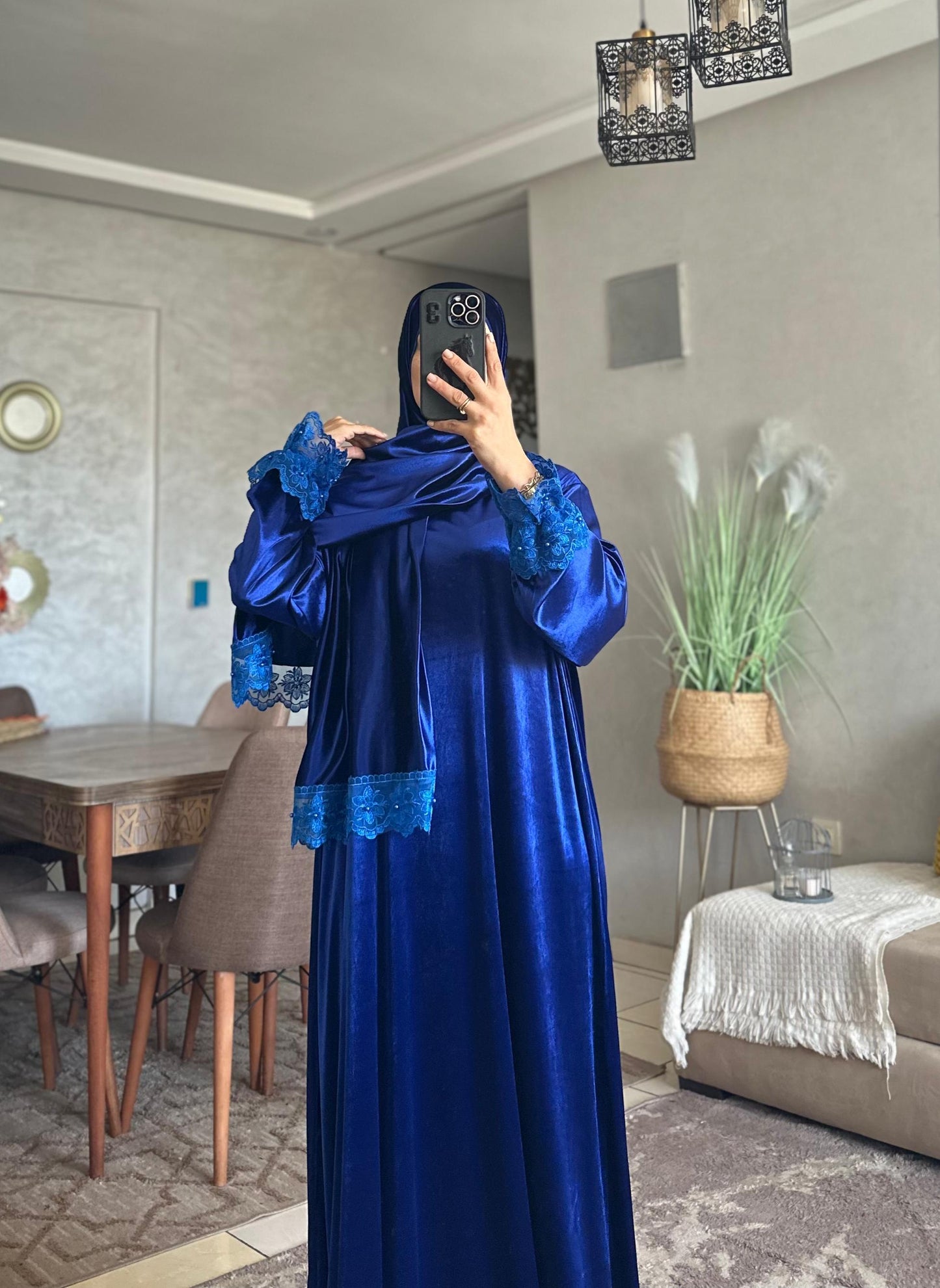 Abaya Sultana