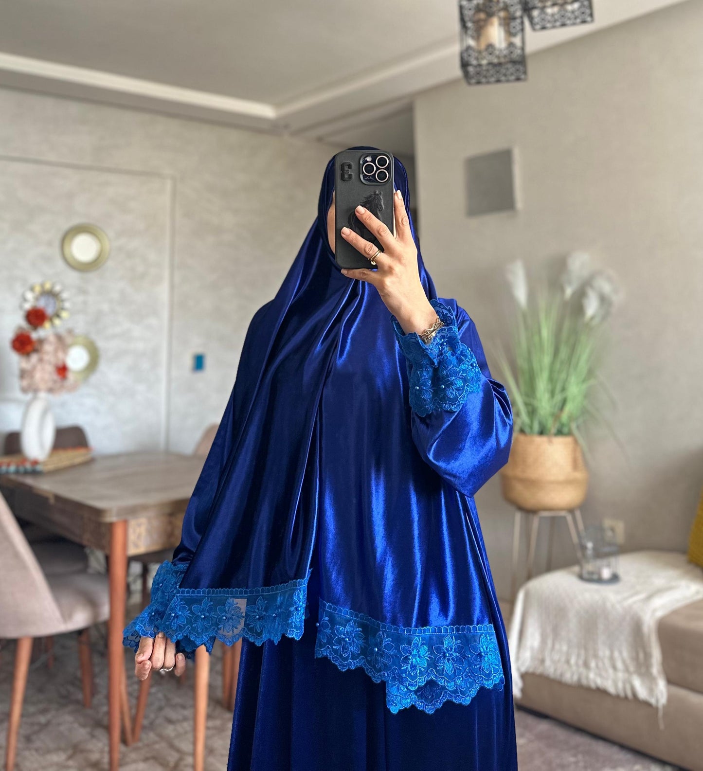 Abaya Sultana
