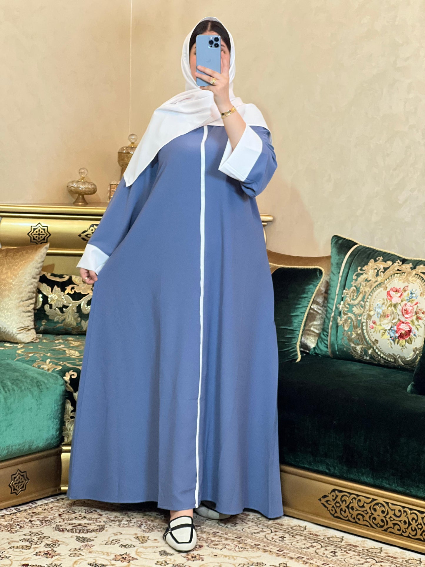 Abaya Narjiss