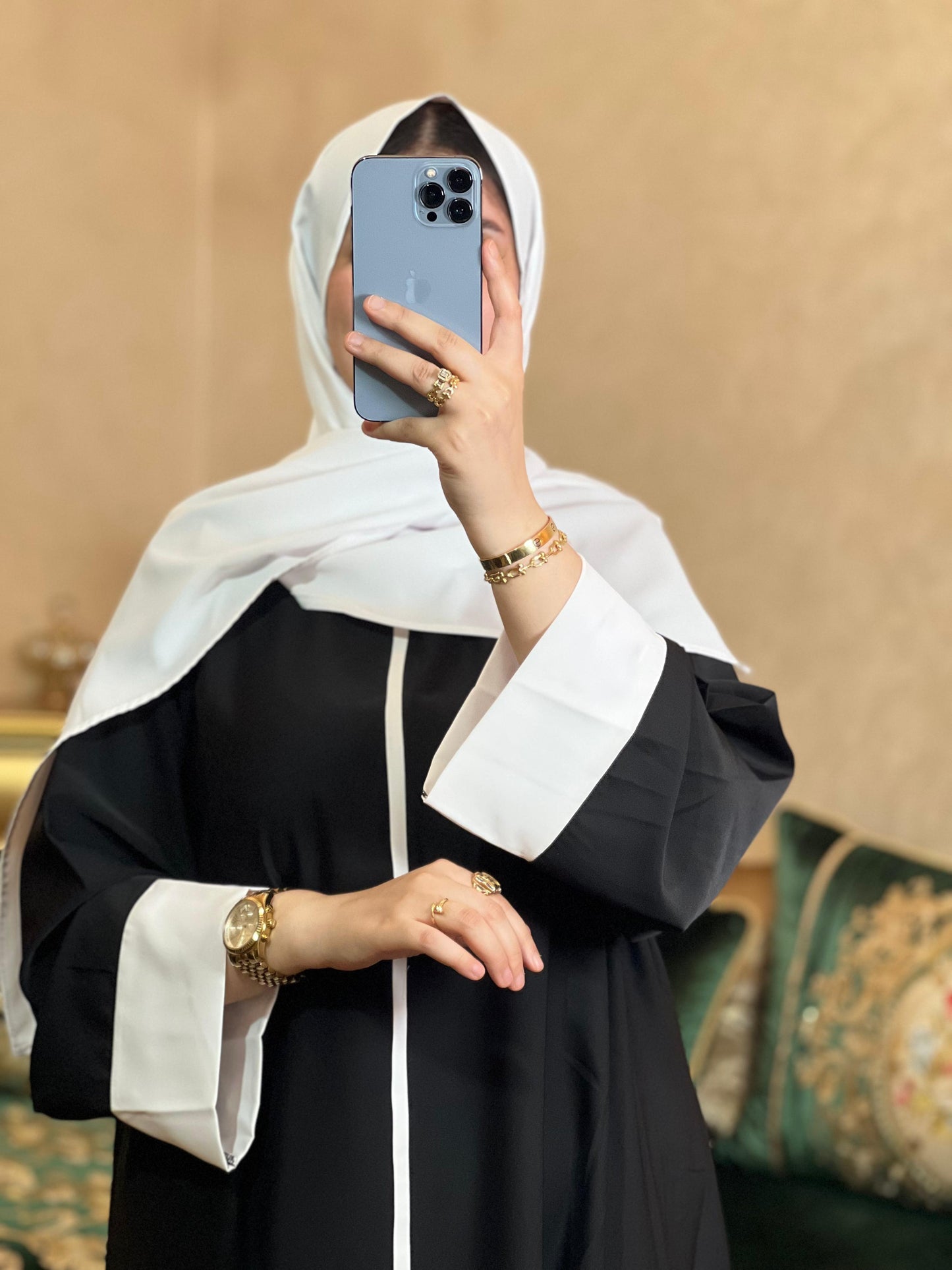 Abaya Narjiss