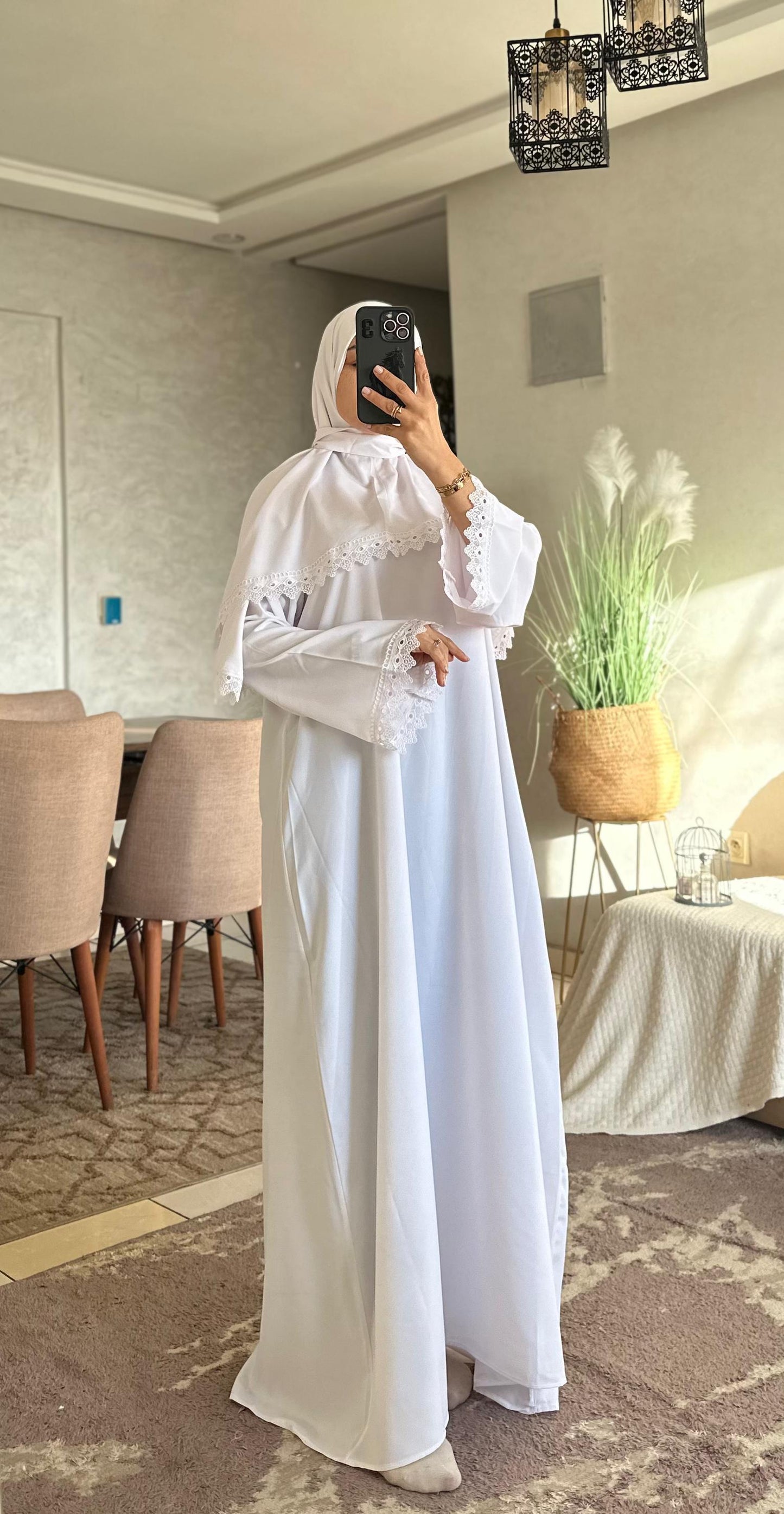 Abaya Nour