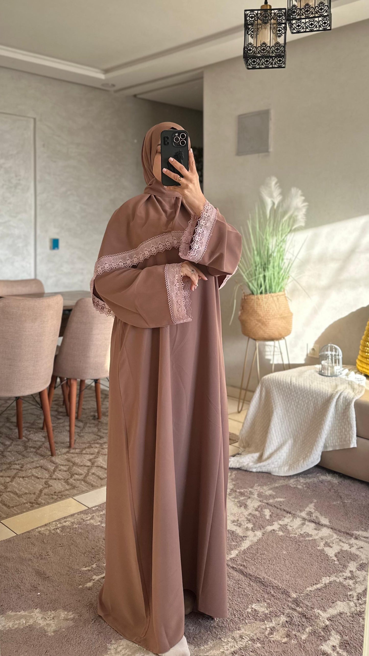 Abaya Nour
