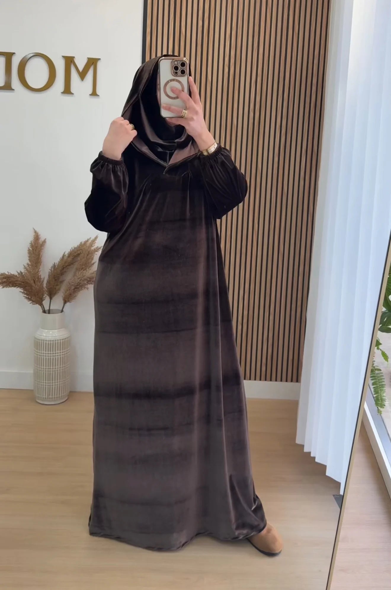 Abaya Sadil