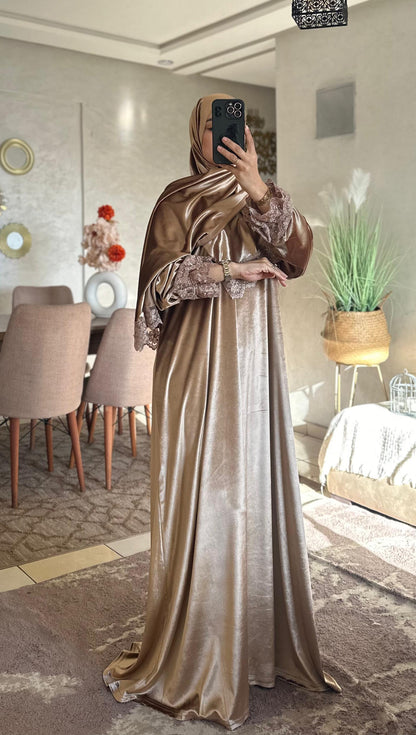 Abaya Sultana