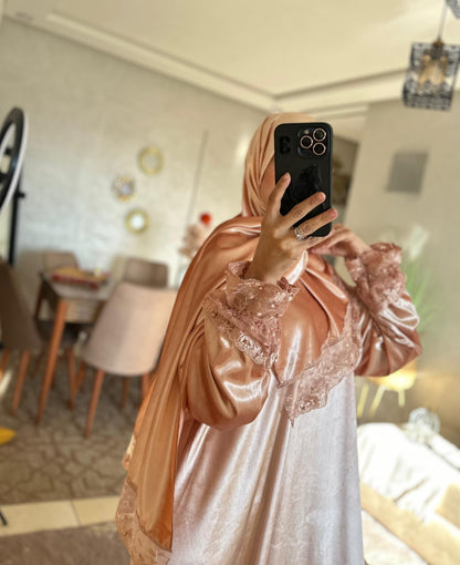 Abaya Sultana