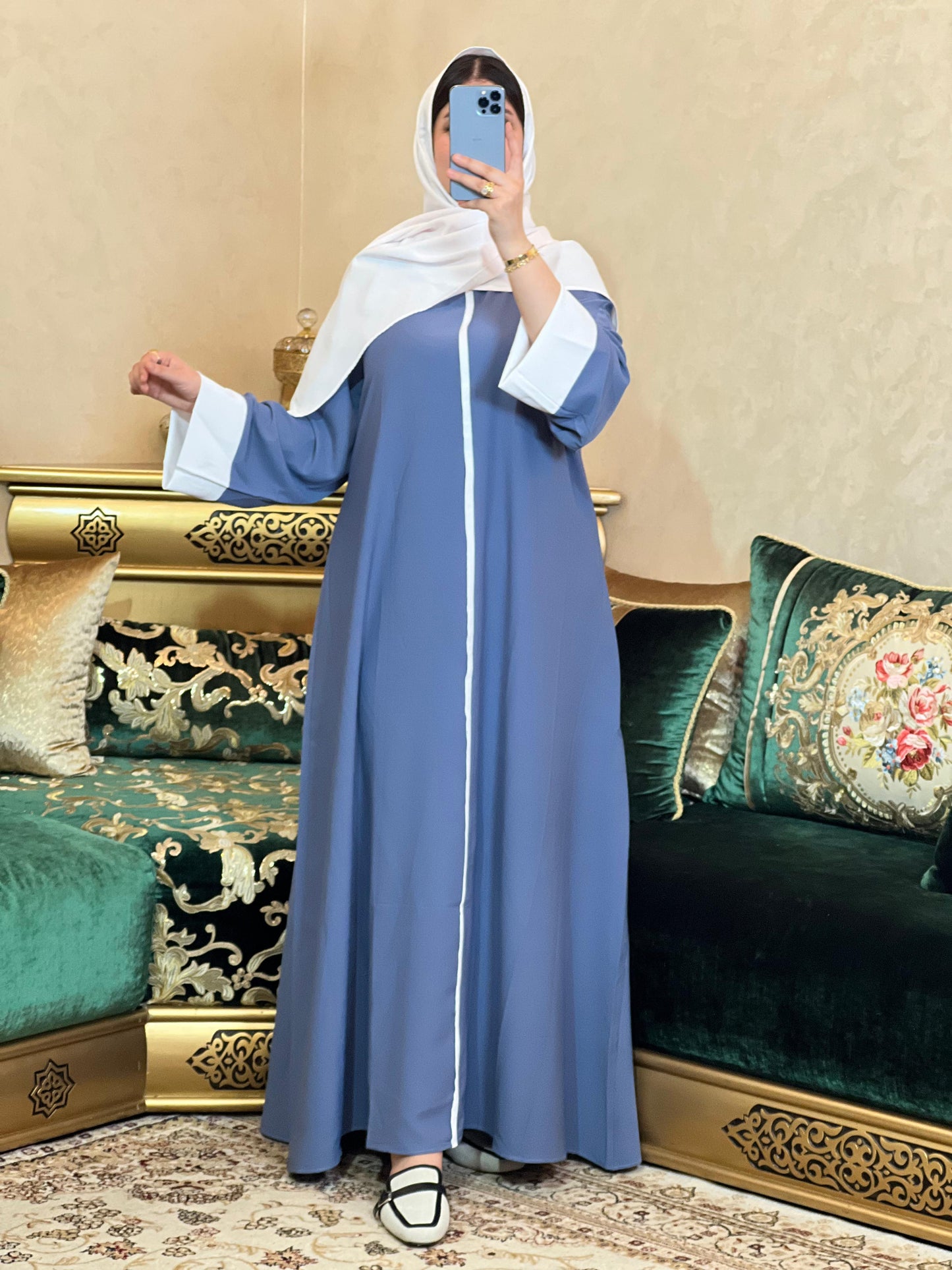 Abaya Narjiss