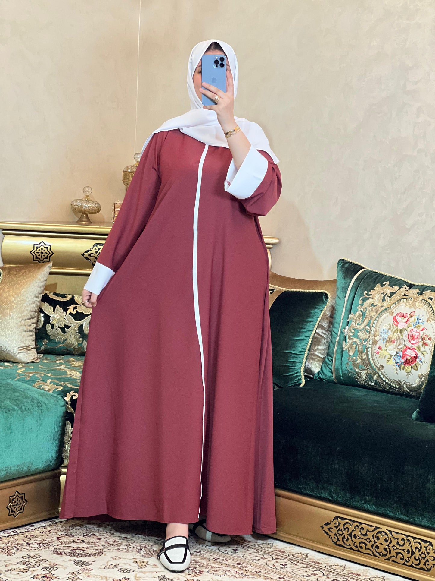 Abaya Narjiss
