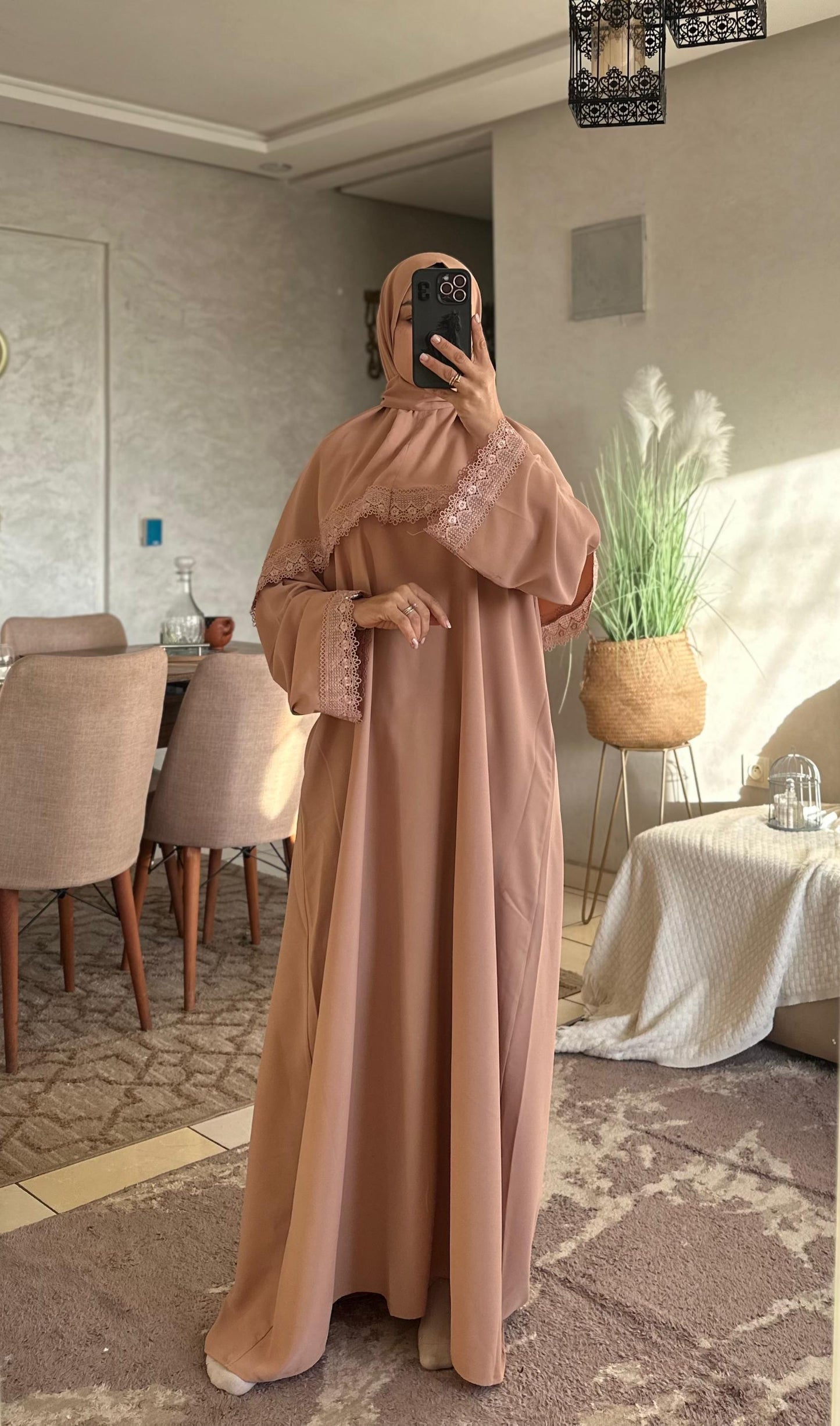 Abaya Nour