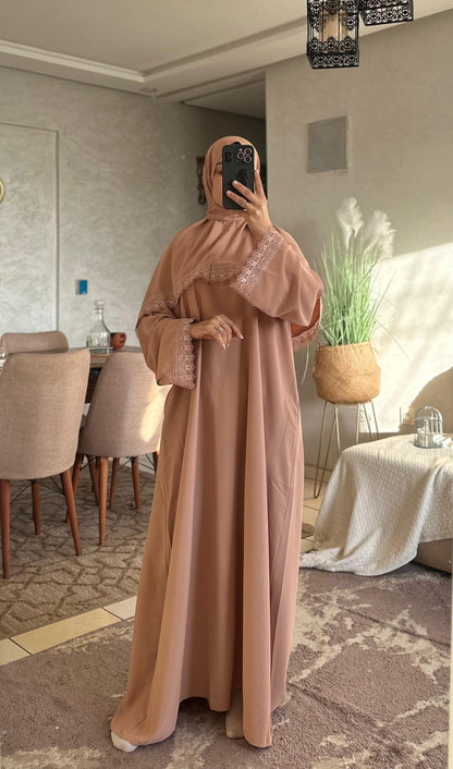 Abaya Nour