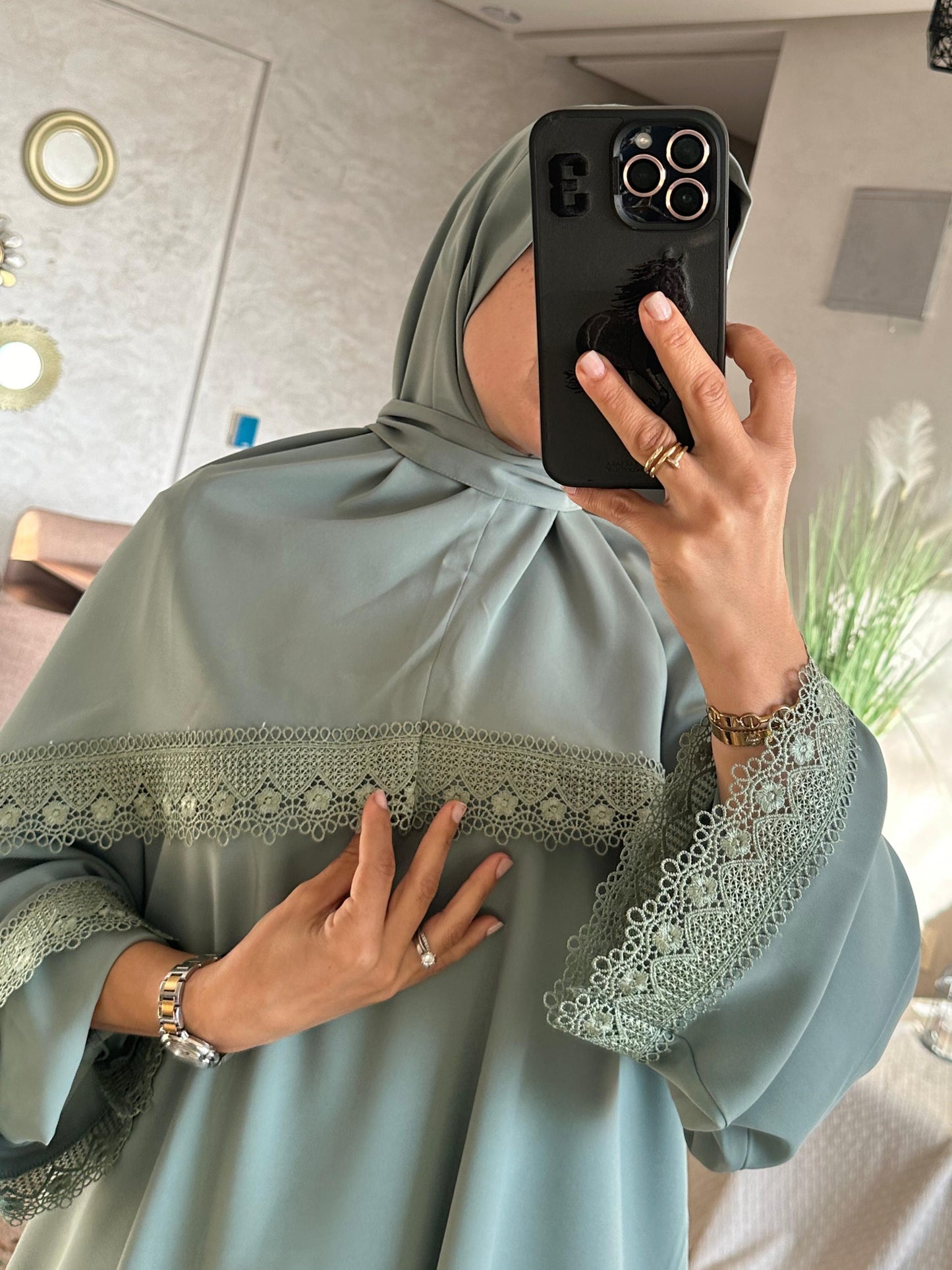 Abaya Nour