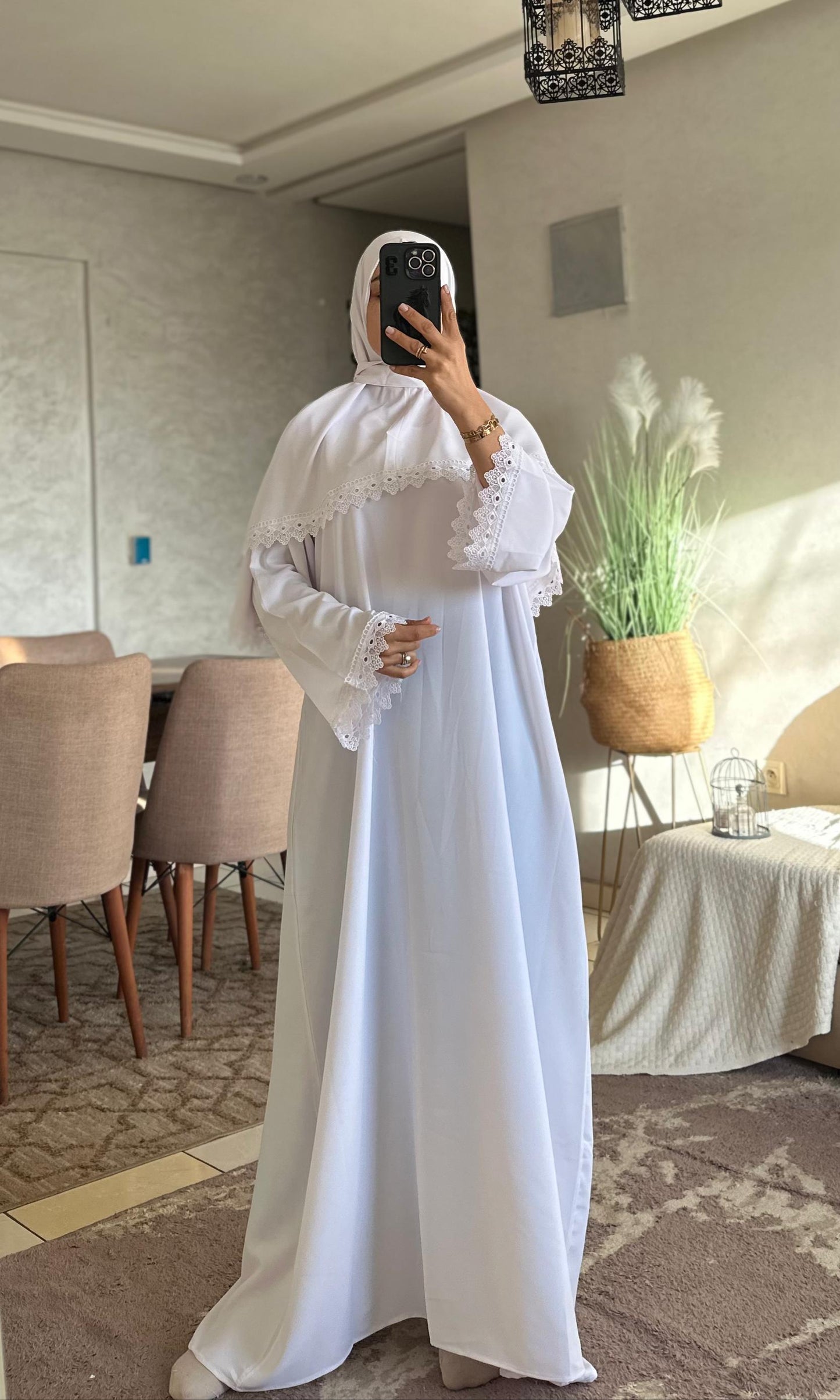 Abaya Nour
